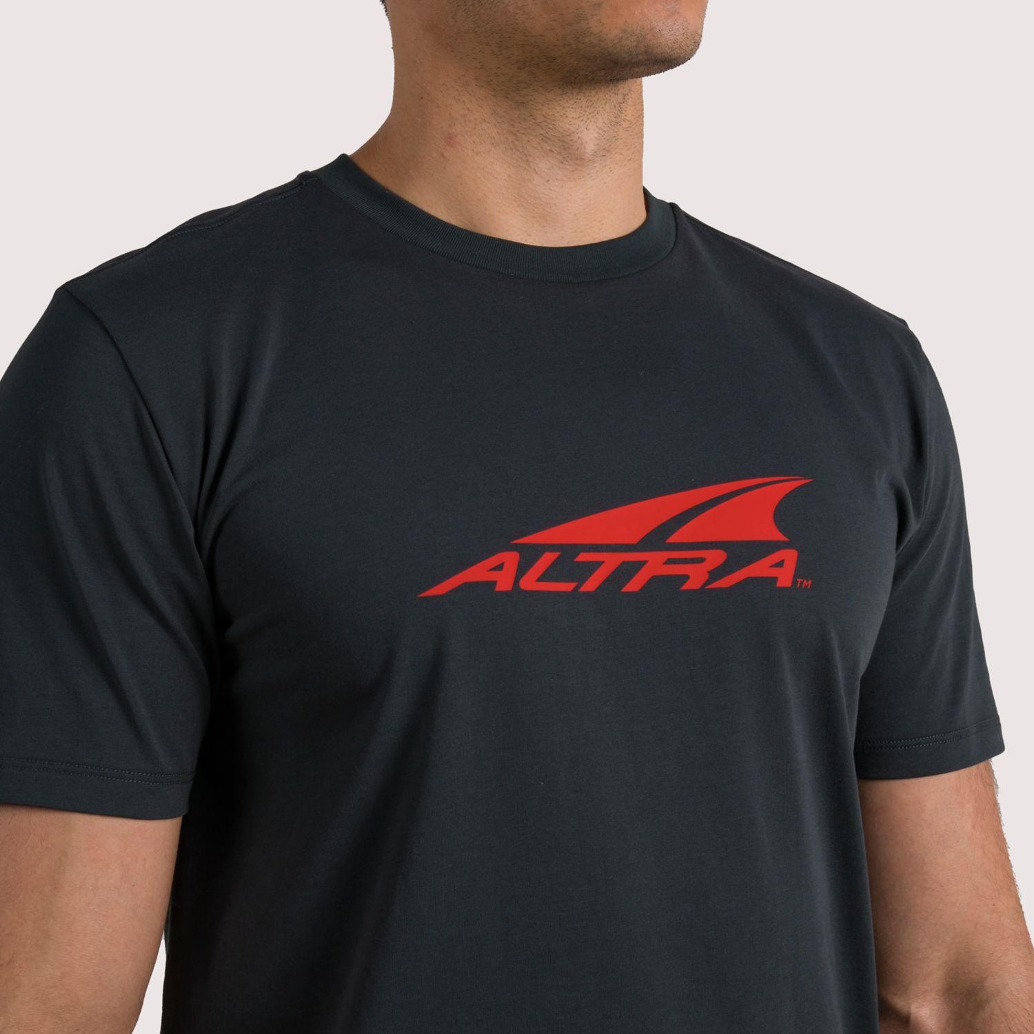 Altra Everyday Recycled Men's T Shirts Black | NZ-32597409